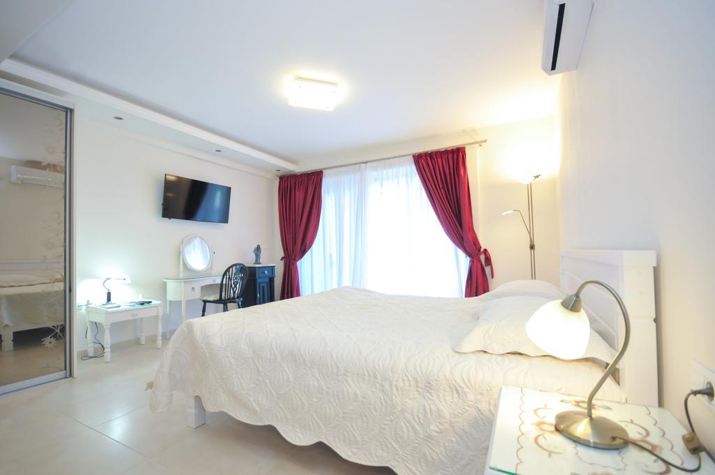 St.George Apartments Petrovac الغرفة الصورة