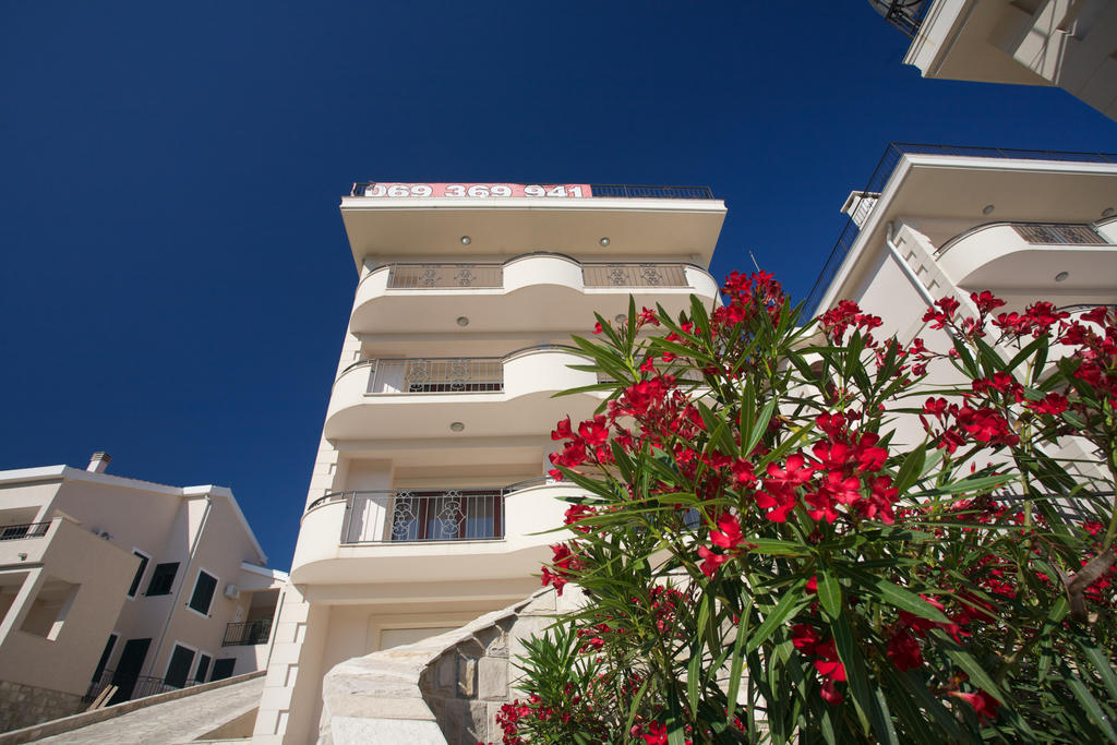 St.George Apartments Petrovac المظهر الخارجي الصورة